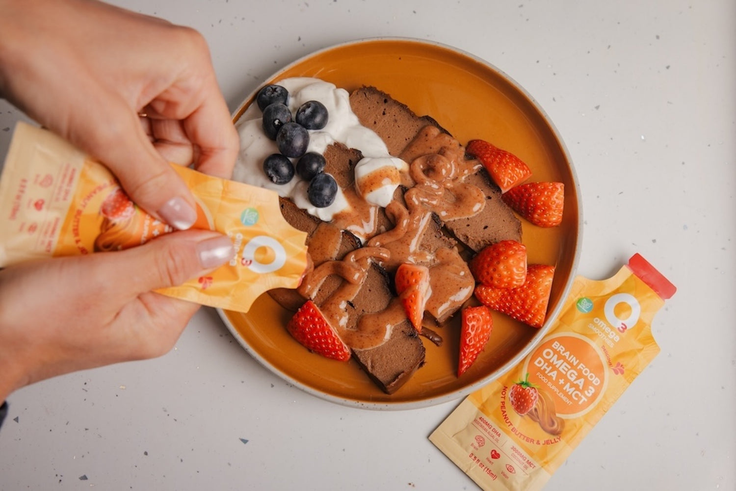 Cherry Chocolate O3Omega® Hawaiian Astaxanthin + Bovine Collagen Peptides Supplement 30 Serving Bottle - O3 Smoothies